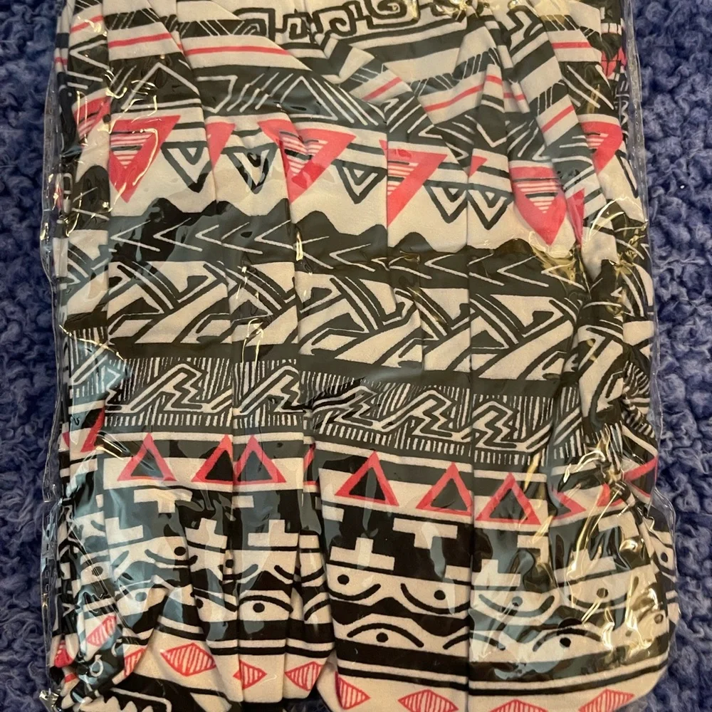 NWT in Bag buttery soft TC leggings - Picture 6 of 16